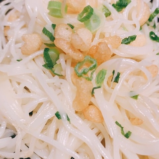 ごま油の香り！サクサク食感の焼きそうめん